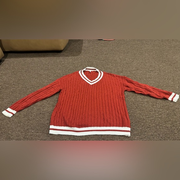 EUC! Get 3! Women's Cable Knit V neck preppy Sweater Trio Green, White Red🇮🇹 - Picture 9 of 10